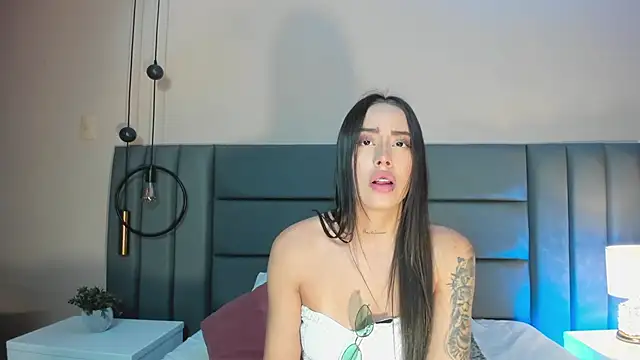 Snapshot of NoraDasilva chatting on October 25, 2025, 11:49 pm NoraDasilva online show from October 25, 2025, 11:49 pm