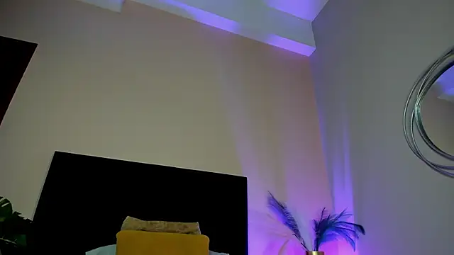 Snapshot of NoraDasilva chatting on November 13, 2025, 12:36 am NoraDasilva online show from November 13, 2025, 12:36 am