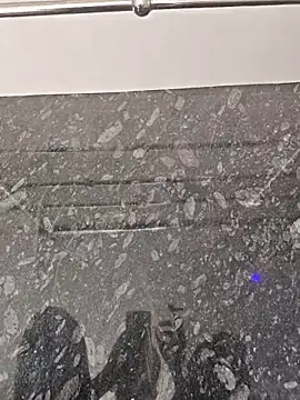 Newyork-couple online show from November 13, 2025, 10:19 am