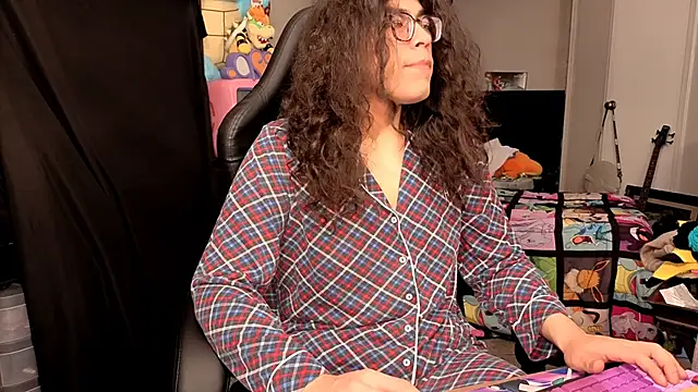 ShinyCherub online show from November 30, 2025, 10:10 pm