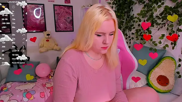 Snapshot of art_lovee chatting on February 25, 2026, 1:50 am art lovee online show from February 25, 2026, 1:50 am