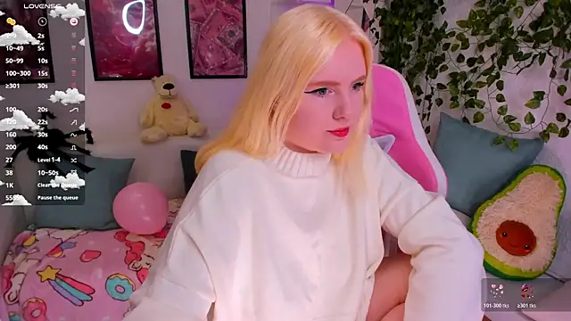 Snapshot of art_lovee chatting on February 10, 2026, 1:04 am art lovee online show from February 10, 2026, 1:04 am