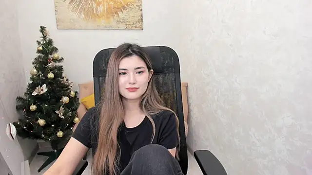 Snapshot of AnneTLi chatting on December 21, 2024, 11:01 am AnneTLi online show from December 21, 2024, 11:01 am