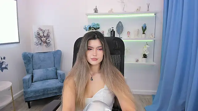 Snapshot of AnneTLi chatting on September 30, 2025, 3:12 am AnneTLi online show from September 30, 2025, 3:12 am