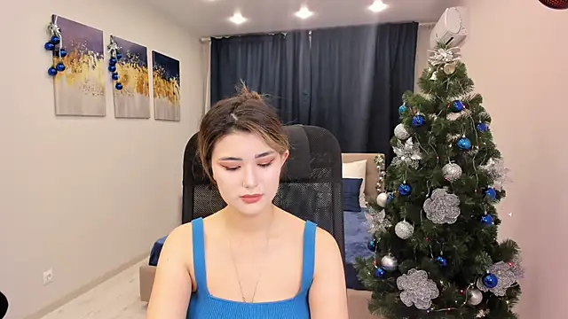 Snapshot of AnneTLi chatting on December 27, 2024, 3:42 am AnneTLi online show from December 27, 2024, 3:42 am