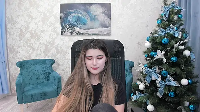 Snapshot of AnneTLi chatting on December 29, 2024, 10:56 am AnneTLi online show from December 29, 2024, 10:56 am