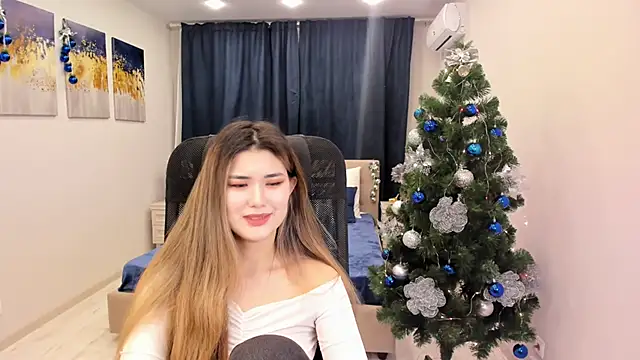 Snapshot of AnneTLi chatting on December 30, 2024, 9:48 am AnneTLi online show from December 30, 2024, 9:48 am