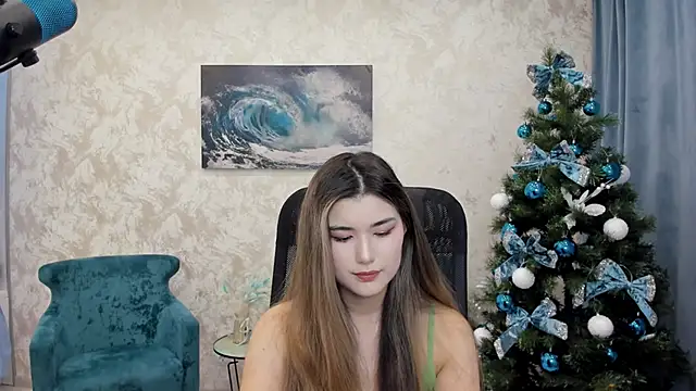 Snapshot of AnneTLi chatting on December 15, 2024, 3:34 am AnneTLi online show from December 15, 2024, 3:34 am