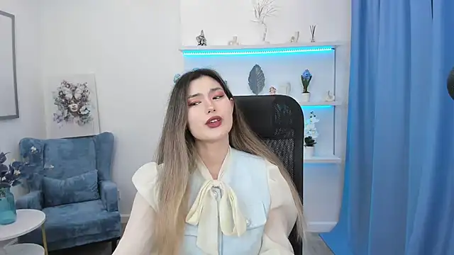 Snapshot of AnneTLi chatting on September 23, 2025, 8:16 pm AnneTLi online show from September 23, 2025, 8:16 pm