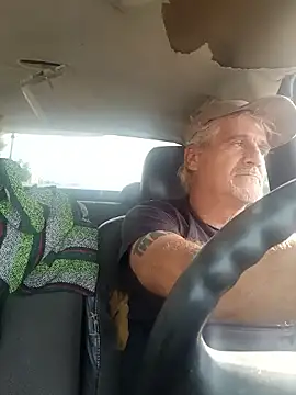 TTolbert online show from November 3, 2025, 4:32 pm