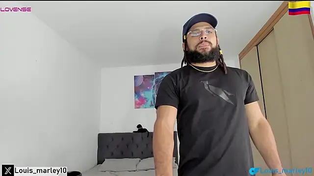 Snapshot of Louis_marley__ chatting on February 8, 2026, 1:53 pm Louis marley online show from February 8, 2026, 1:53 pm