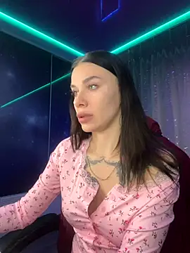 Queen of pain online show from November 12, 2025, 5:44 am