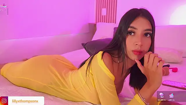 LillyThompson online show from November 8, 2025, 8:45 pm