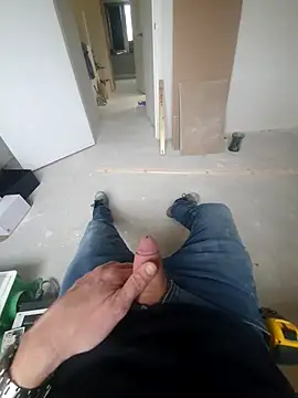 Snapshot of jk1981jk chatting on February 10, 2026, 9:41 am jk1981jk online show from February 10, 2026, 9:41 am