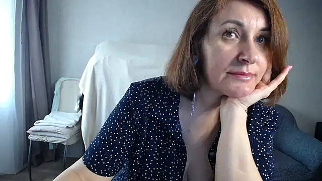DonnaMagdalena online show from May 11, 2026, 5:10 pm
