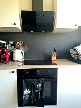 Cute Anissa online show from October 7, 2025, 1:01 pm