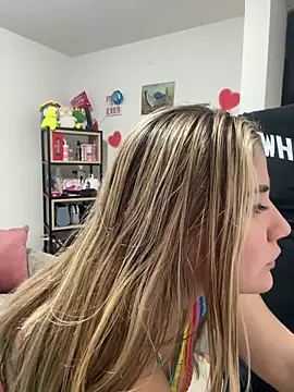 Celestedubois online show from December 14, 2024, 10:34 am