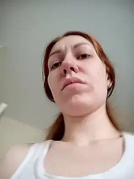  Sweet Love  online show from November 5, 2025, 11:35 am