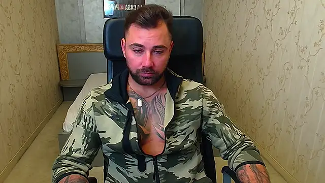 Snapshot of DuncanStone chatting on October 11, 2025, 3:57 pm DuncanStone online show from October 11, 2025, 3:57 pm