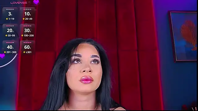 MadyLuxxx online show from October 21, 2025, 6:40 pm