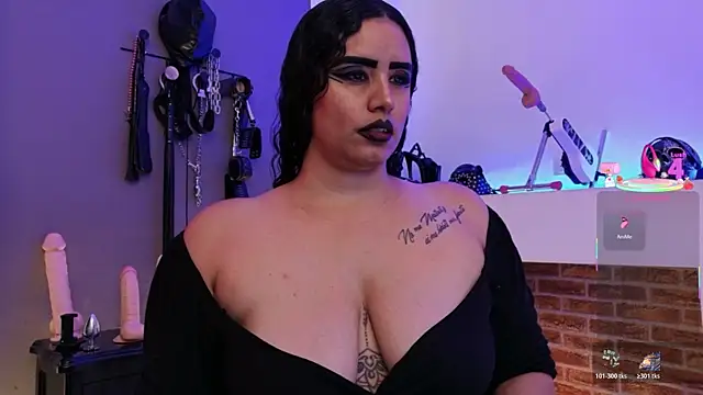 MariaGaitan online show from January 11, 2026, 7:10 pm