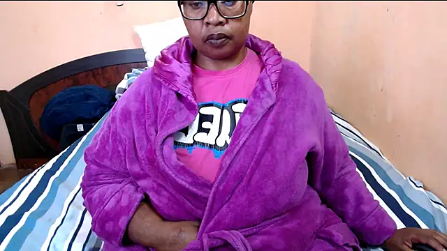 ZOQULUx online show from June 9, 2026, 7:53 am