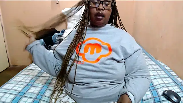 ZOQULUx online show from June 26, 2026, 7:52 pm