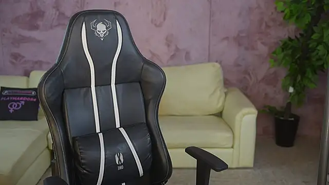 Snapshot of Anabelka054 chatting on November 3, 2025, 4:32 pm Anabelka054 online show from November 3, 2025, 4:32 pm