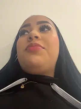 Snapshot of Luisa_Fernandaa chatting on October 22, 2025, 10:52 pm Luisa Fernandaa online show from October 22, 2025, 10:52 pm