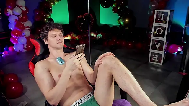 dirty-boss online show from March 7, 2026, 8:36 pm