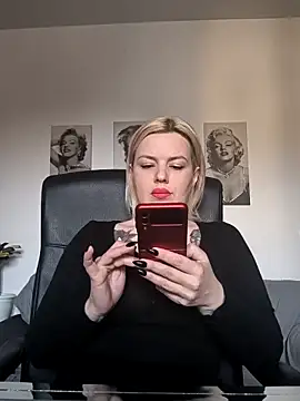 Snapshot of Ladykaos chatting on March 3, 2026, 1:18 pm Ladykaos online show from March 3, 2026, 1:18 pm