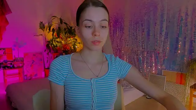 poli   online show from March 3, 2025, 9:37 pm