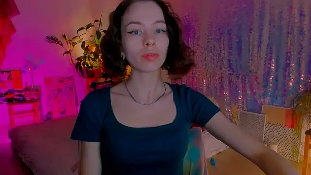 poli   online show from February 28, 2025, 3:04 pm