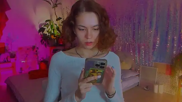 poli   online show from February 2, 2025, 9:56 pm