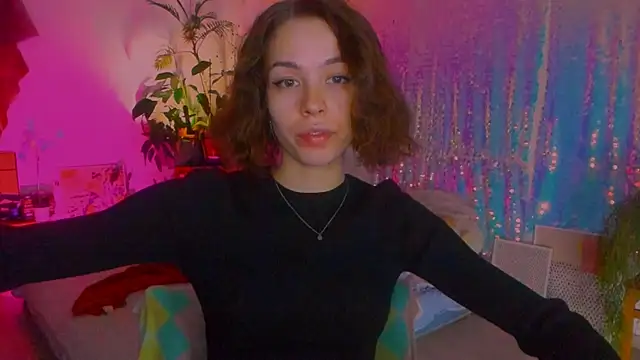 poli   online show from January 21, 2025, 9:15 pm