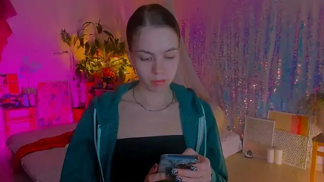 poli   online show from March 14, 2025, 5:13 pm