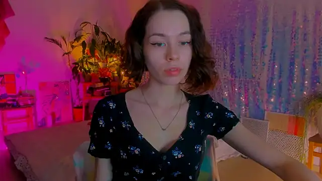 poli   online show from March 2, 2025, 9:08 pm