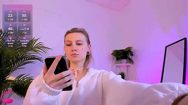 Jess Anders  online show from November 19, 2025, 6:24 am