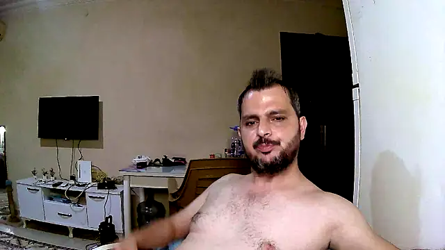 Snapshot of Coldskull69 chatting on October 4, 2025, 3:35 pm Coldskull69 online show from October 4, 2025, 3:35 pm