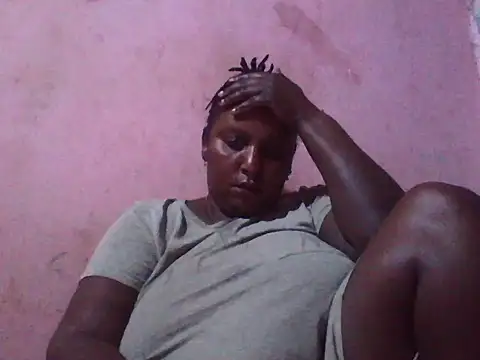 Snapshot of big_clits chatting on February 14, 2026, 5:18 am big clits online show from February 14, 2026, 5:18 am