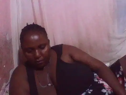 Snapshot of big_clits chatting on October 26, 2025, 8:04 am big clits online show from October 26, 2025, 8:04 am