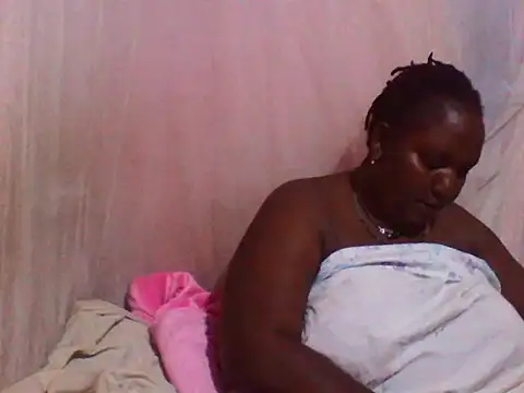 Snapshot of big_clits chatting on October 17, 2025, 2:41 pm big clits online show from October 17, 2025, 2:41 pm