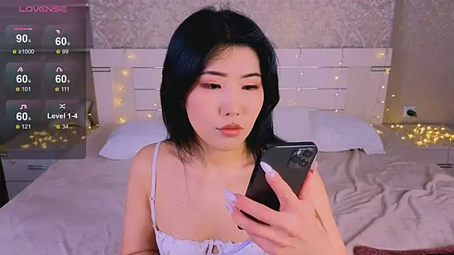 Wendy  Hills online show from April 18, 2026, 9:44 am