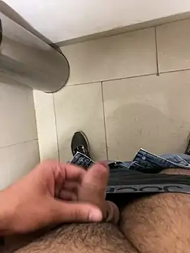 Snapshot of par_0111 chatting on February 6, 2026, 5:36 am par 0111 online show from February 6, 2026, 5:36 am