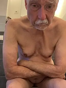 Steffibi1954 online show from January 17, 2026, 7:23 am