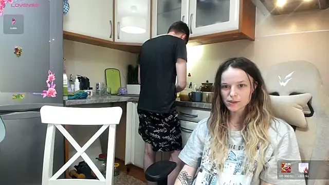 Snapshot of Nate__ chatting on January 6, 2026, 5:11 am Nate online show from January 6, 2026, 5:11 am