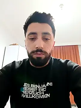 Snapshot of Rakiyy34 chatting on March 3, 2025, 10:10 pm Rakiyy34 online show from March 3, 2025, 10:10 pm