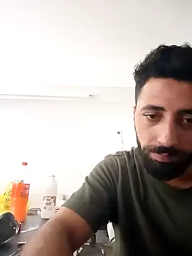 Snapshot of Rakiyy34 chatting on September 25, 2025, 9:26 am Rakiyy34 online show from September 25, 2025, 9:26 am