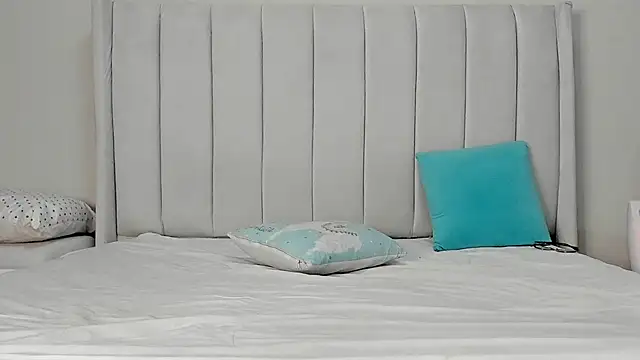  heavenlysent online show from May 29, 2026, 4:07 am