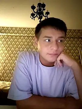 Snapshot of Kent_Merill chatting on December 4, 2025, 8:19 pm Kent Merill online show from December 4, 2025, 8:19 pm